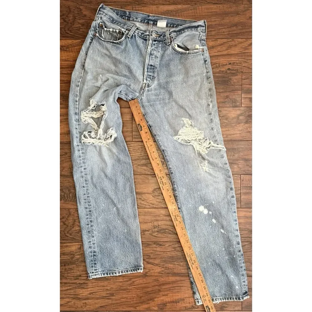 Levis 501 Button Fly Jeans 34x32 Tag Fits 32x31 Distressed Destroyed Knees